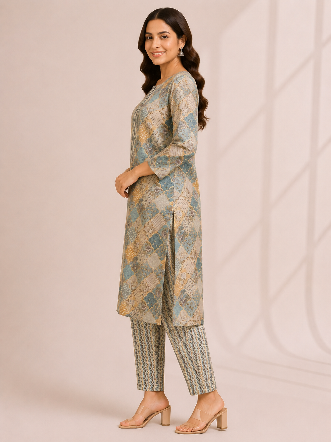 Elegant Pastel Printed Kurta Pant Set for Women - Image 3