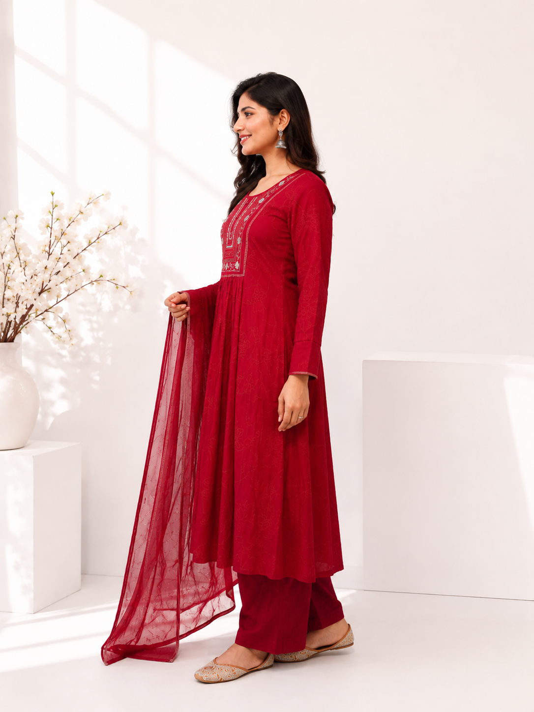 Elegant Maroon Kurta Set with Dupatta - Image 4