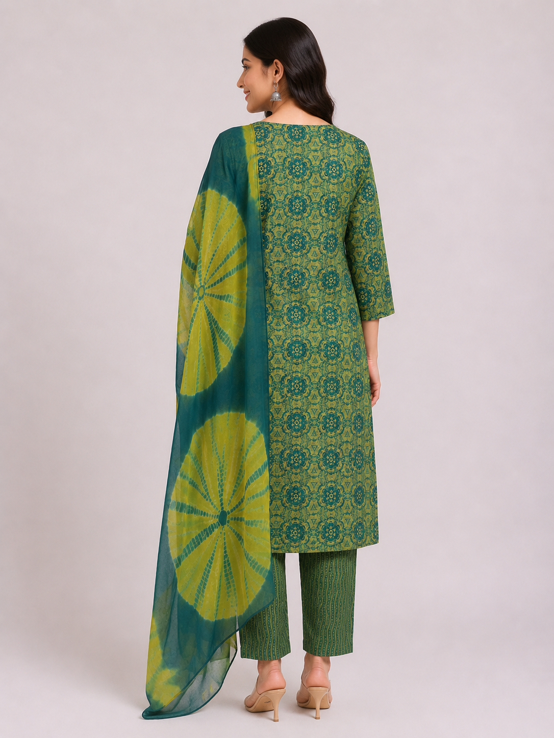 Elegant Green Printed Kurta Pant Set with Tie-Dye Dupatta - Image 4