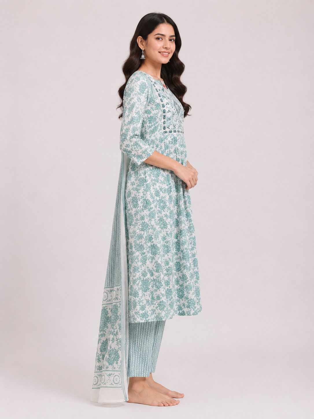Elegant Mint Green Floral Kurta Set with Printed Dupatta - Image 2