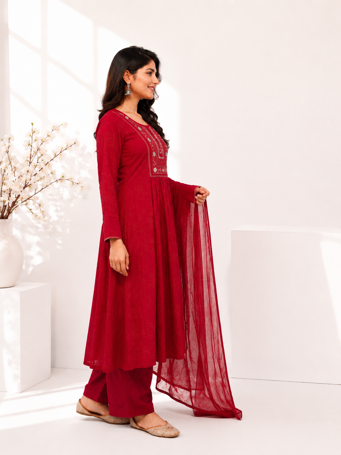 Elegant Maroon Kurta Set with Dupatta - Image 3