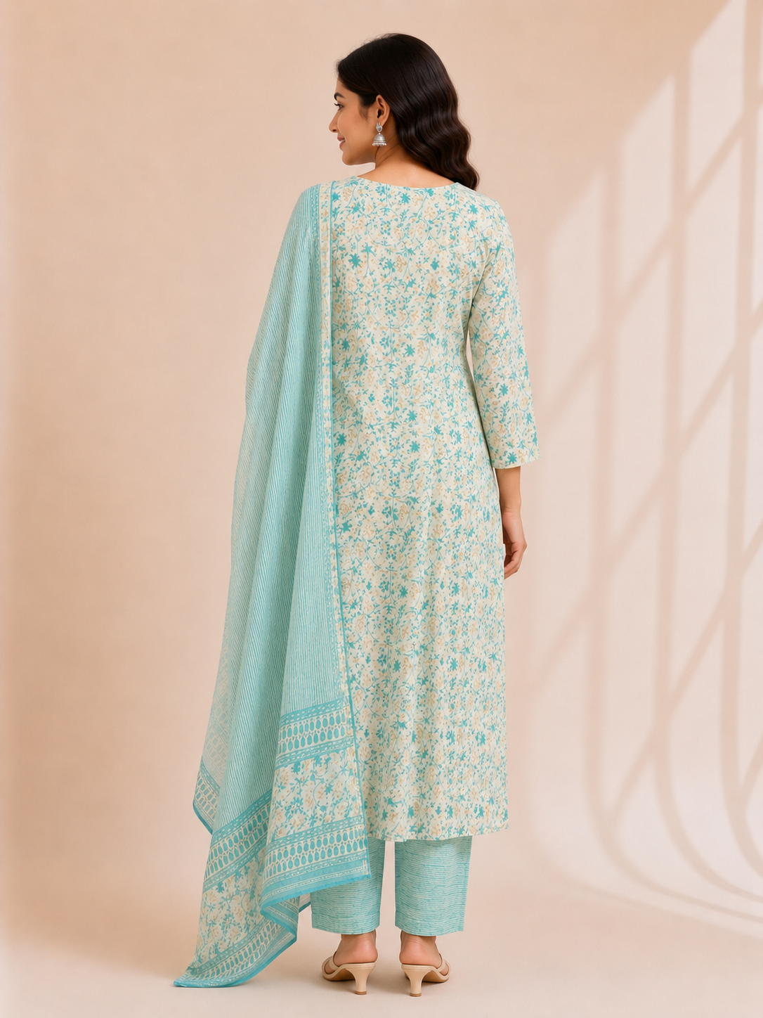Elegant Mint Green Printed Suit Set with Dupatta - Image 4